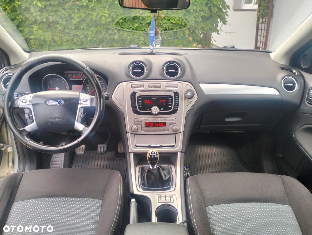 Ford Mondeo 2.0 TDCi EConetic - 10