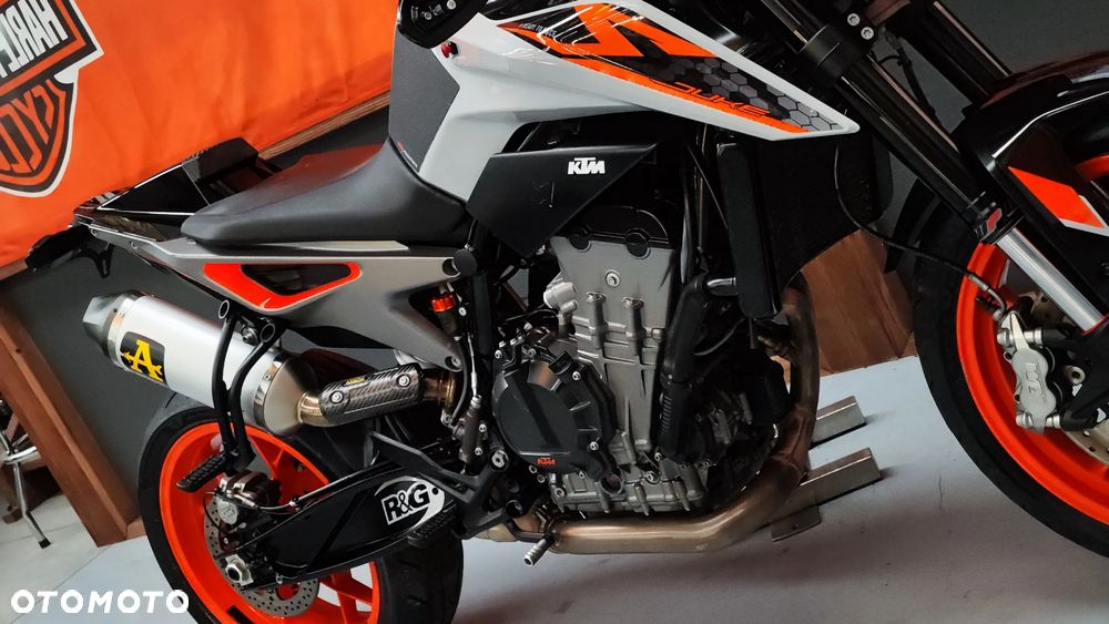 KTM Duke - 18