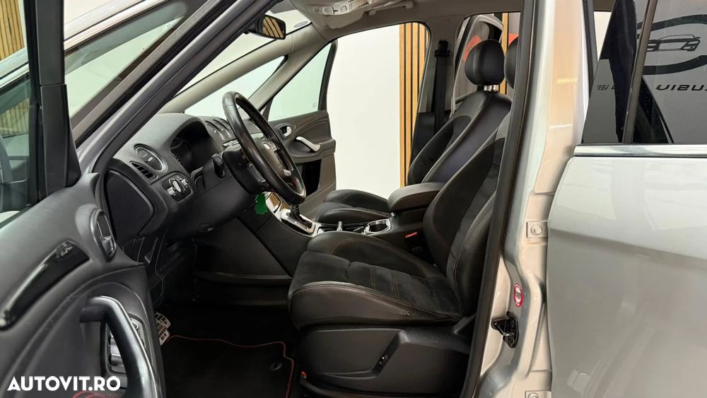 Ford S-Max 2.0 EcoBoost Powershift Titanium - 19