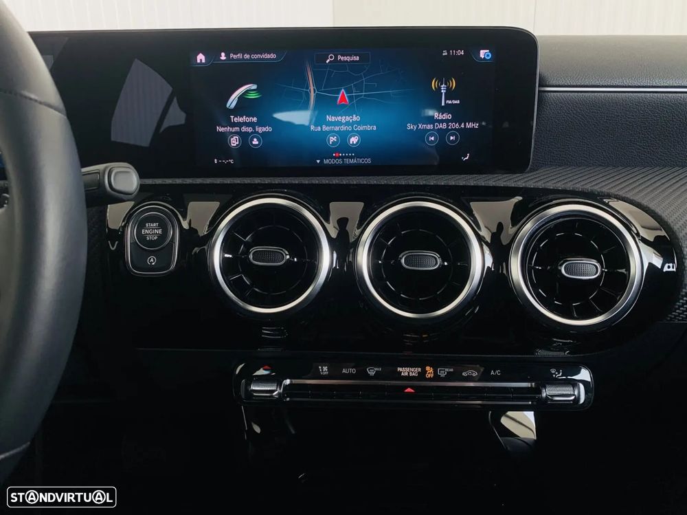 Mercedes-Benz CLA 180 7G-DCT Progressive - 17