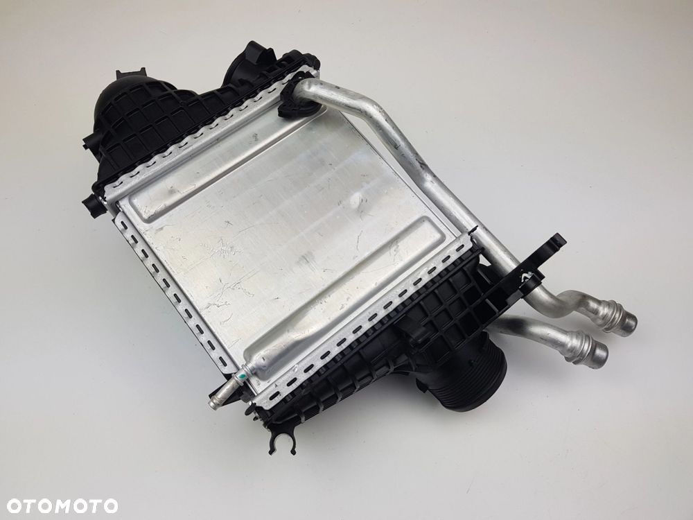 NOWA ORYGINALNA Chłodnica powietrza Intercooler Mercedes x247 GLB - 4