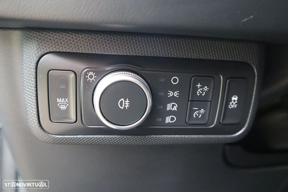 Ford Mustang Mach-E Alargada - 19