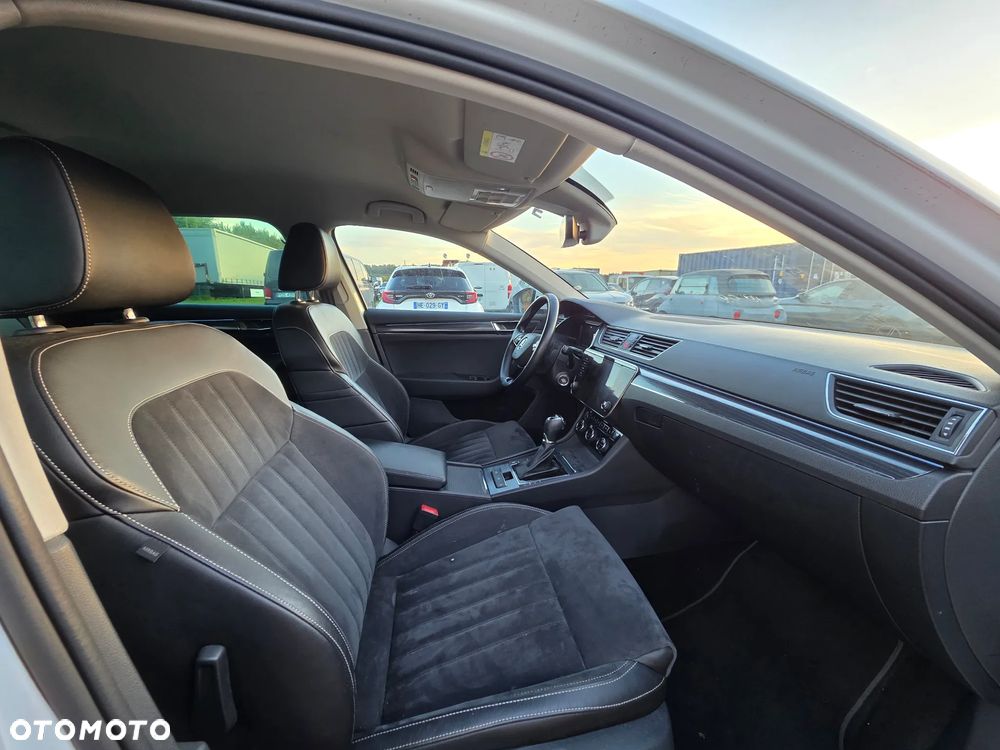 Skoda Superb 2.0 TDI DSG Style - 17