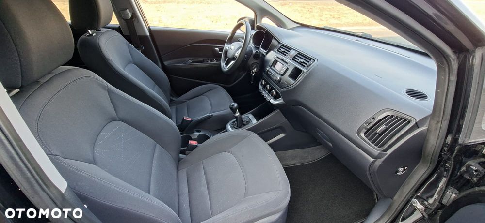 Kia Rio 1.2 Attract - 8
