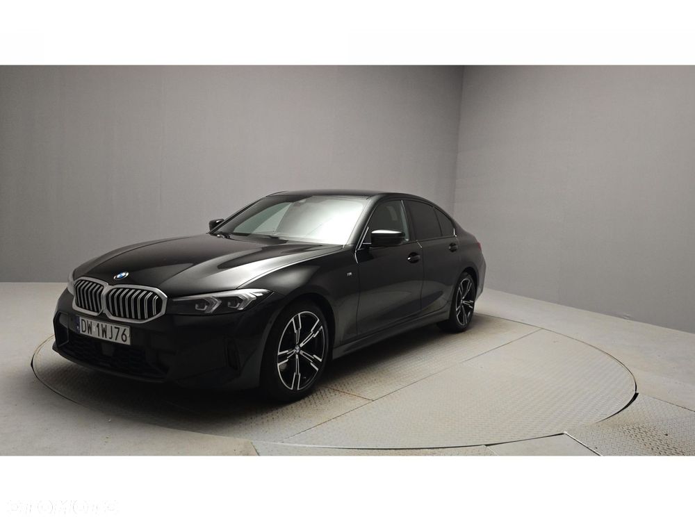BMW Seria 3 320d xDrive M Sport - 1