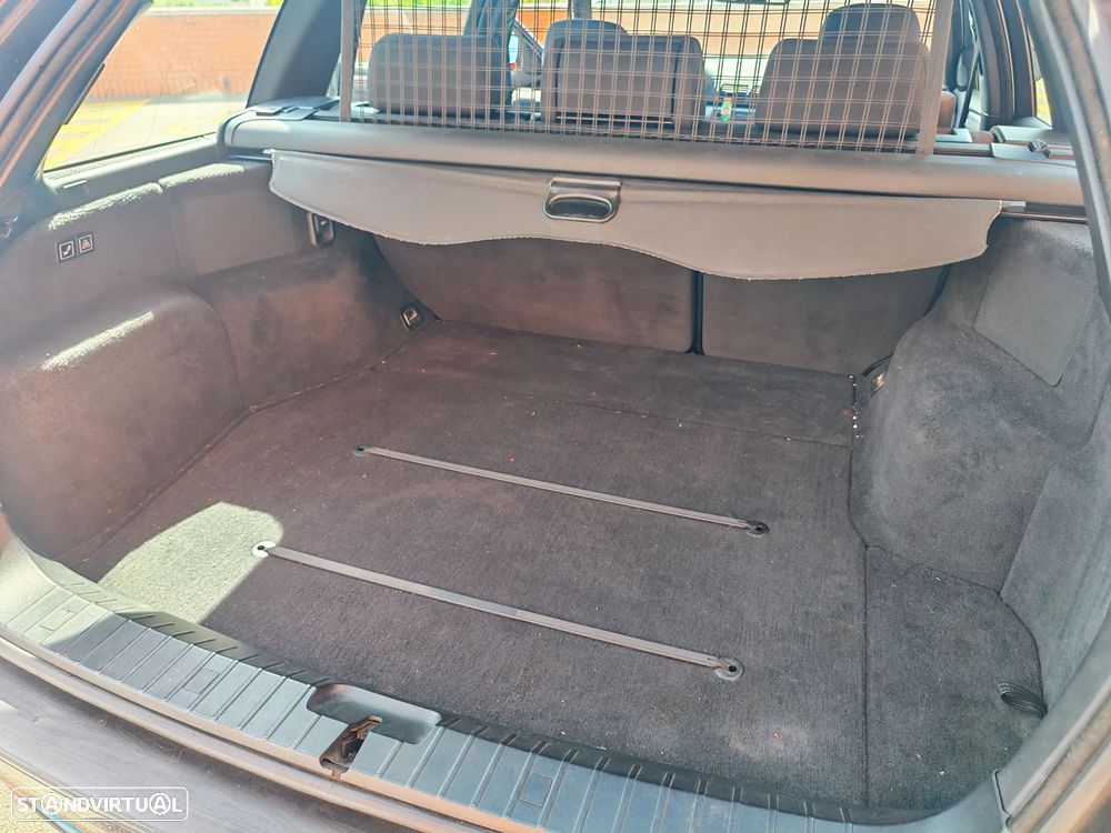 BMW 320 d Touring - 27