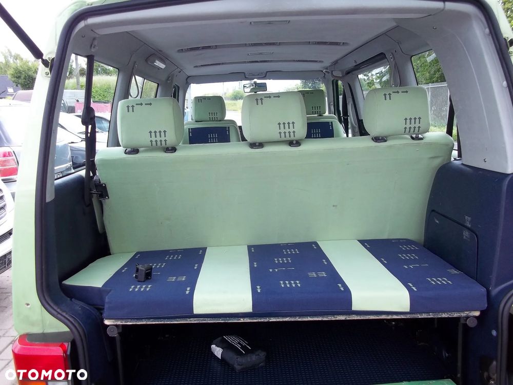 Volkswagen Multivan Standard - 3
