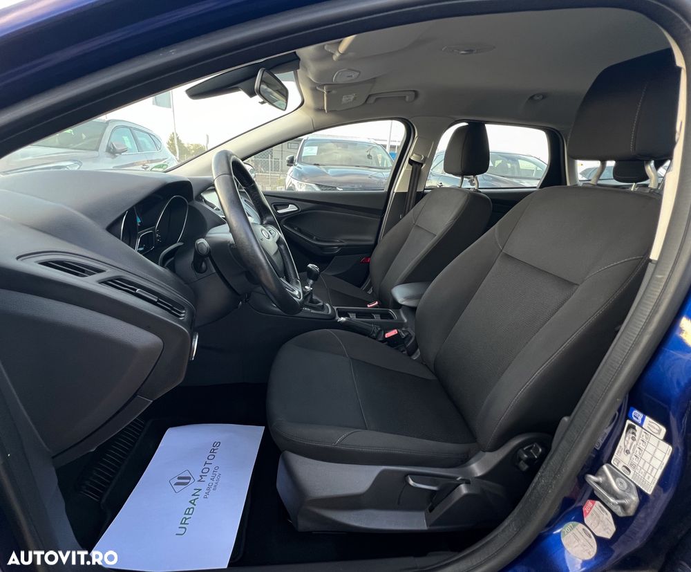 Ford Focus 1.5 EcoBlue Active Business - 4