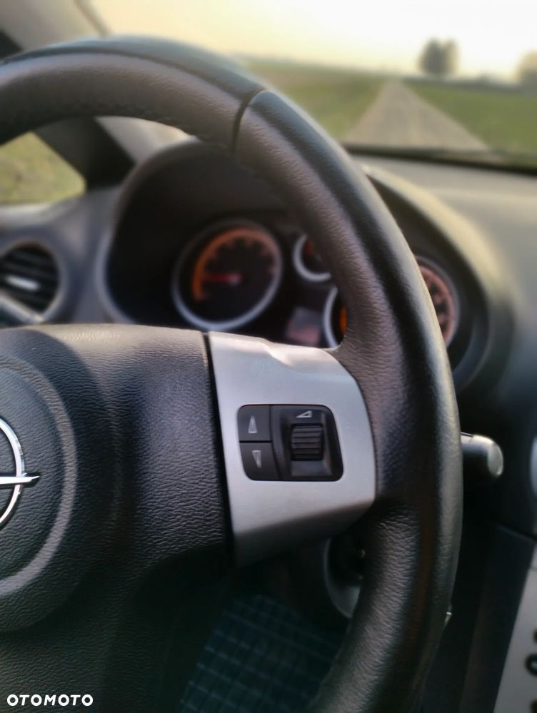 Opel Corsa 1.4 Active - 14