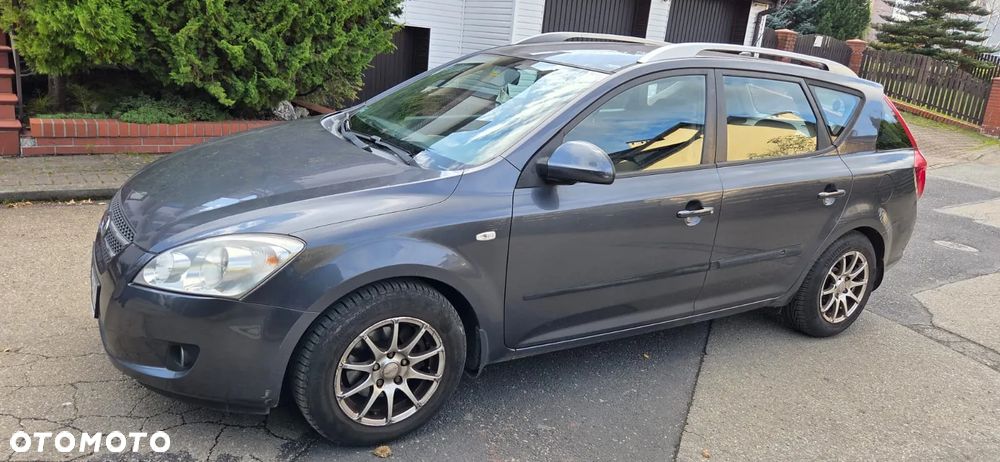 Kia Ceed 1.6 Crdi Comfort + - 2