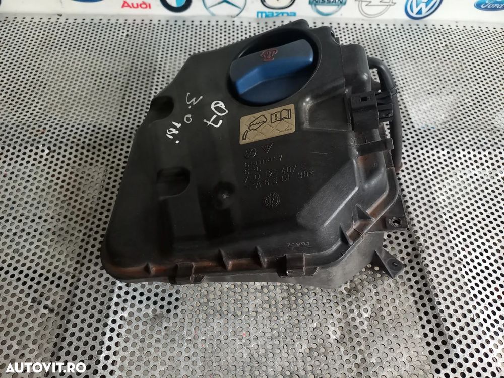 Bidonas Vas Expansiune Apa Antigel Audi Q7 Vw Touareg 3.0 Tdi Cod 7LE - Dezmembrari Arad - 2