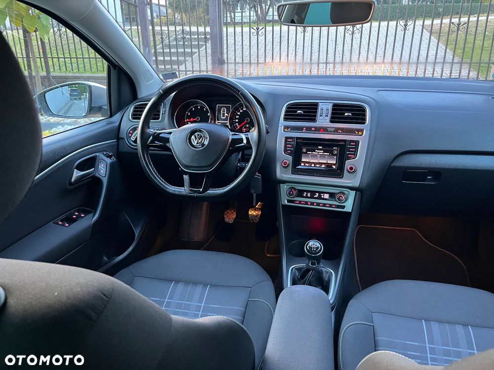 Volkswagen Polo 1.2 TSI Blue Motion Technology Lounge - 6