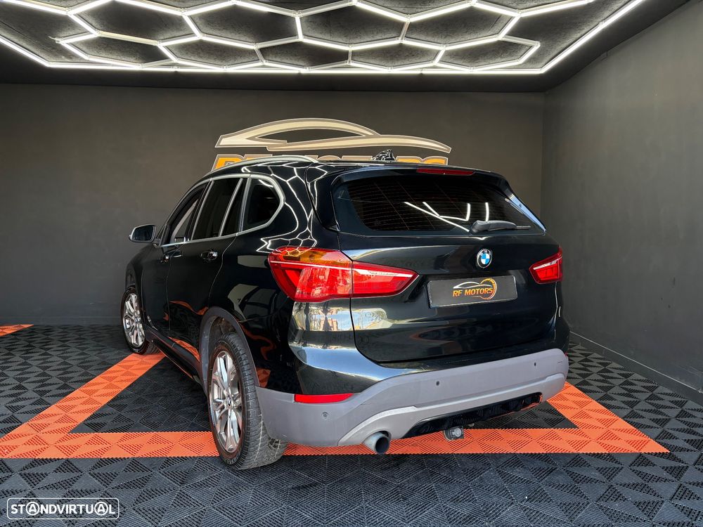 BMW X1 16 d sDrive Line Sport - 6