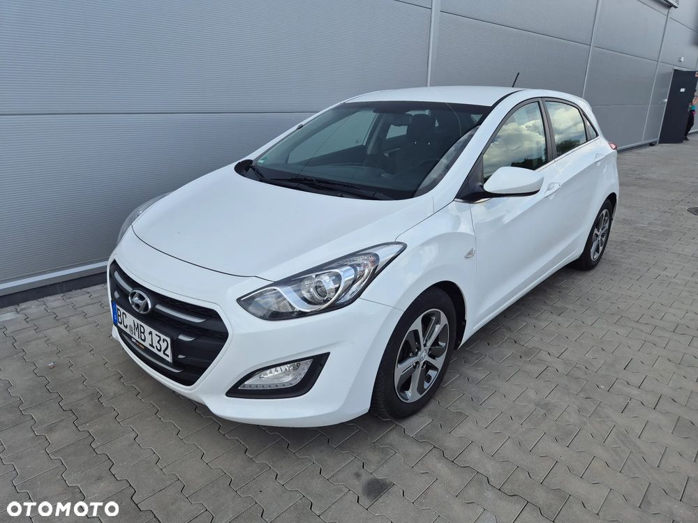 Hyundai i30 1.4 Passion - 12