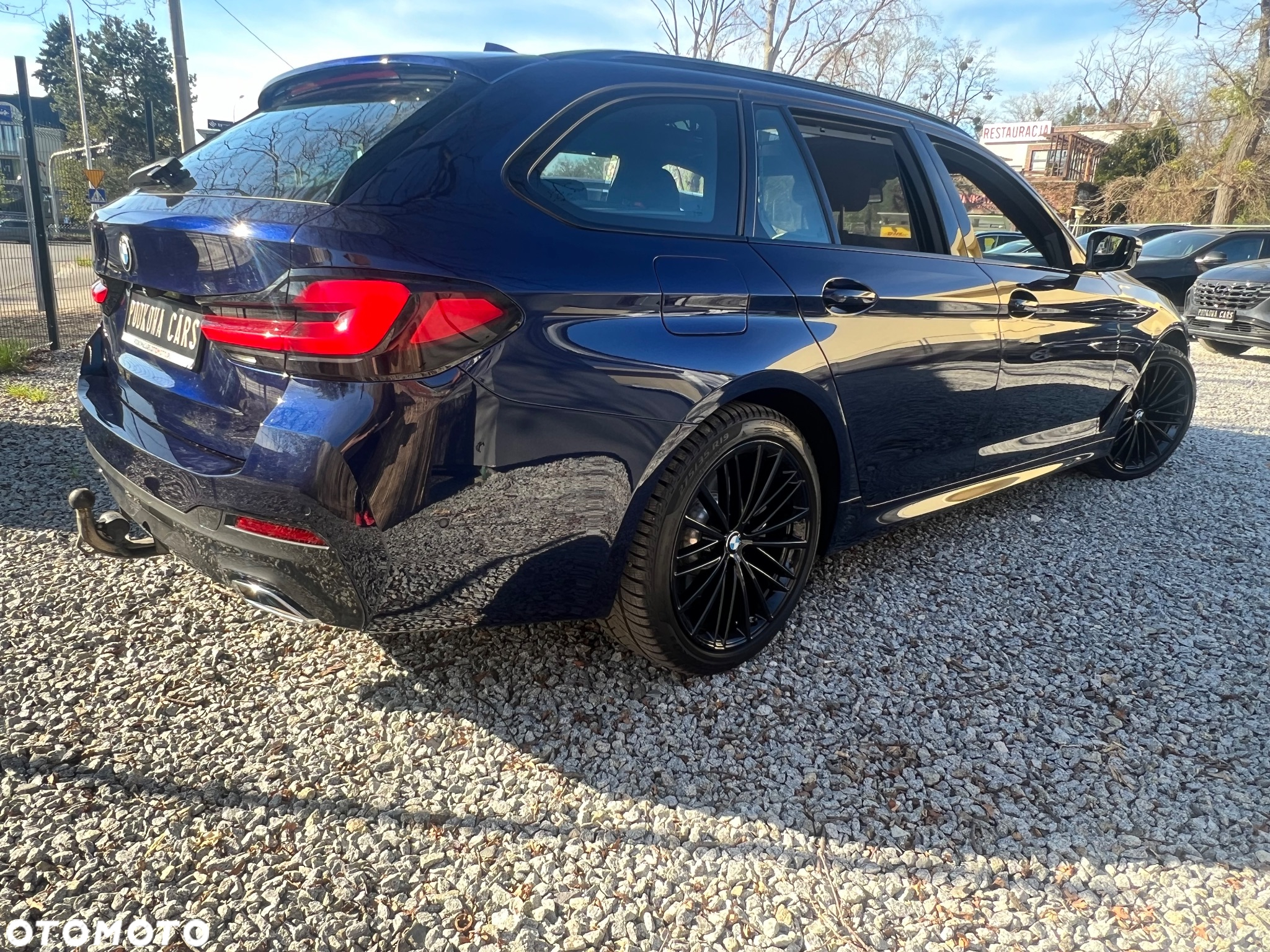 BMW Seria 5 520d xDrive Touring M Sport Edition - 9