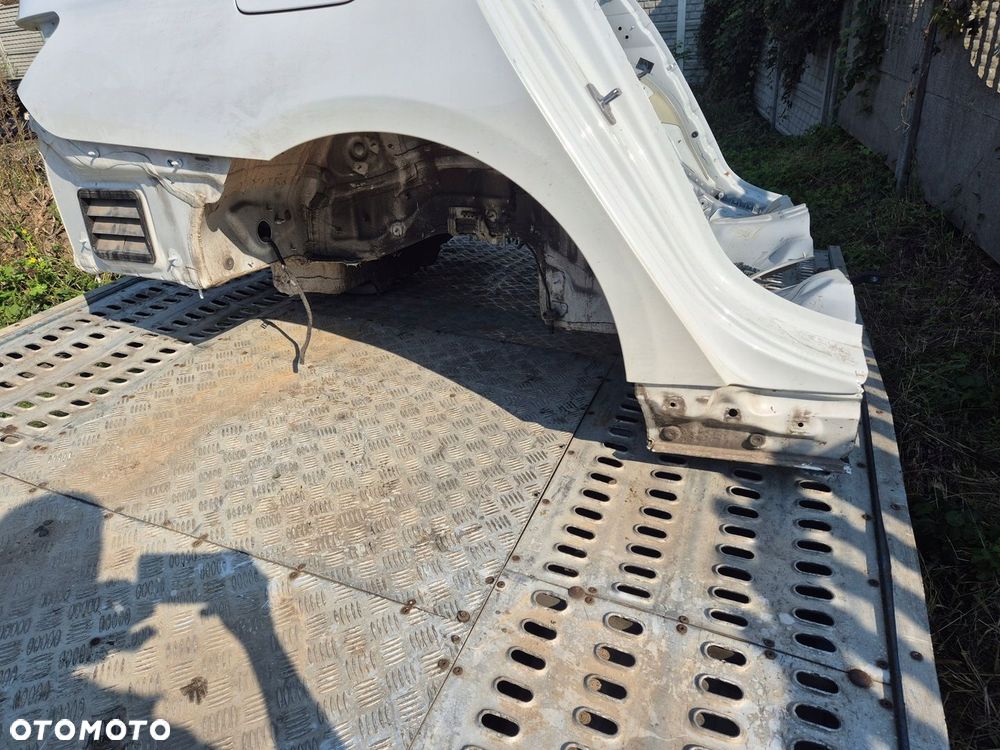 błotnik pas wanna tył BMW 7 G11 - 6