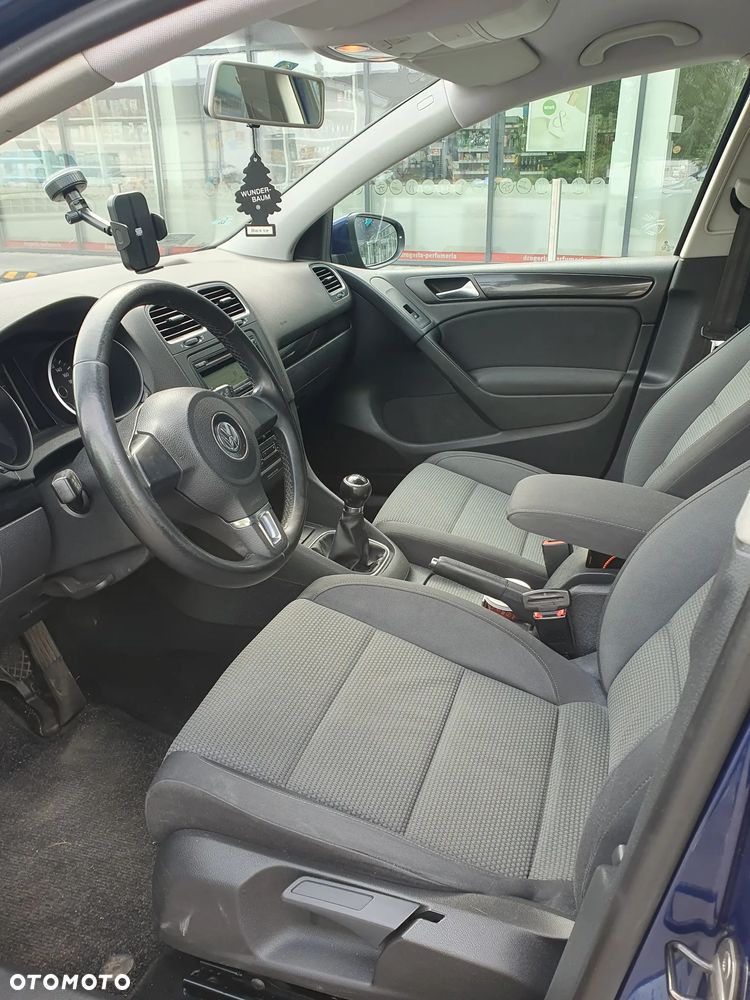 Volkswagen Golf 1.6 Comfortline - 12