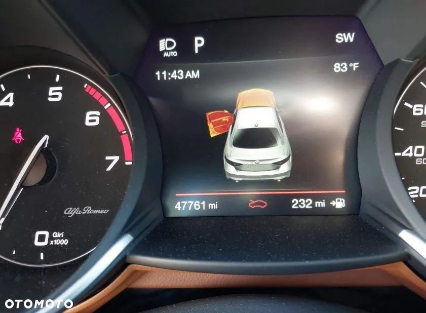 Alfa Romeo Giulia 2.0 Turbo 16V AT8 Super - 10