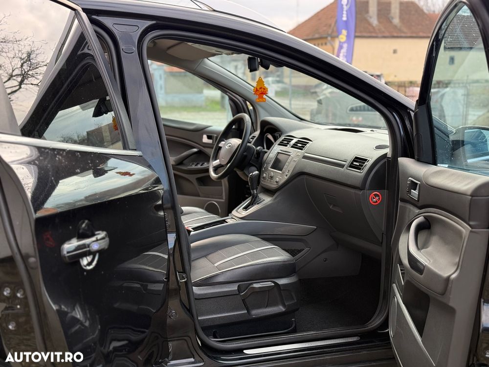 Ford Kuga 2.0 TDCi 4WD Powershift Titanium - 6