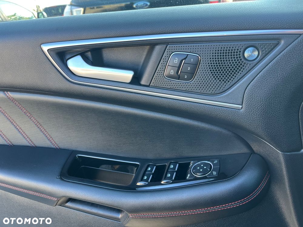 Ford Edge 2.0 EcoBlue Bi-Turbo 4x4 ST-LINE - 36