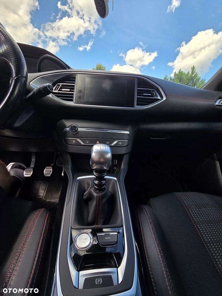 Peugeot 308 1.2 PureTech Allure S&S - 10