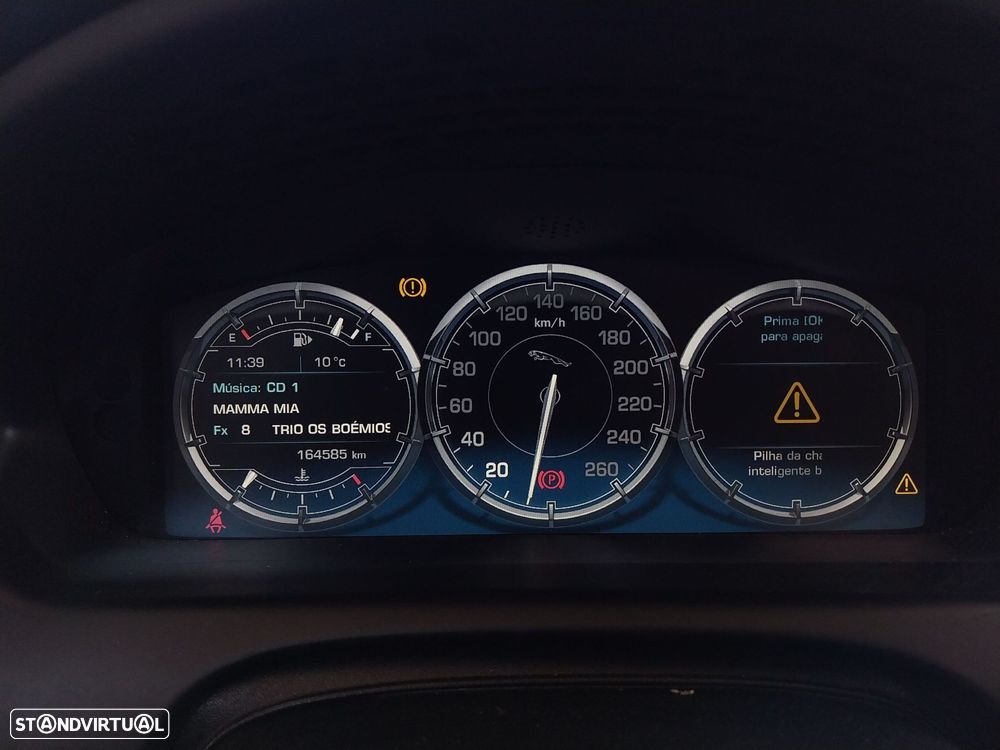 Jaguar XJ 3.0 D V6 LWB Premium Luxury - 6