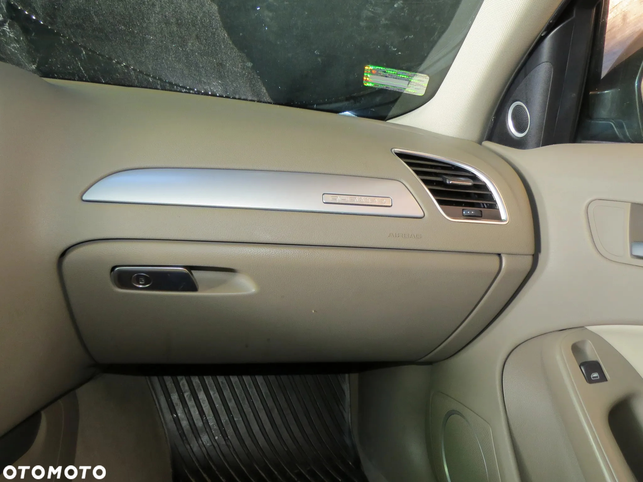 DESKA ROZDZIELCZA KONSOLA AIRBAG PODUSZKA BEŻOWA AUDI A4 B8 - 5