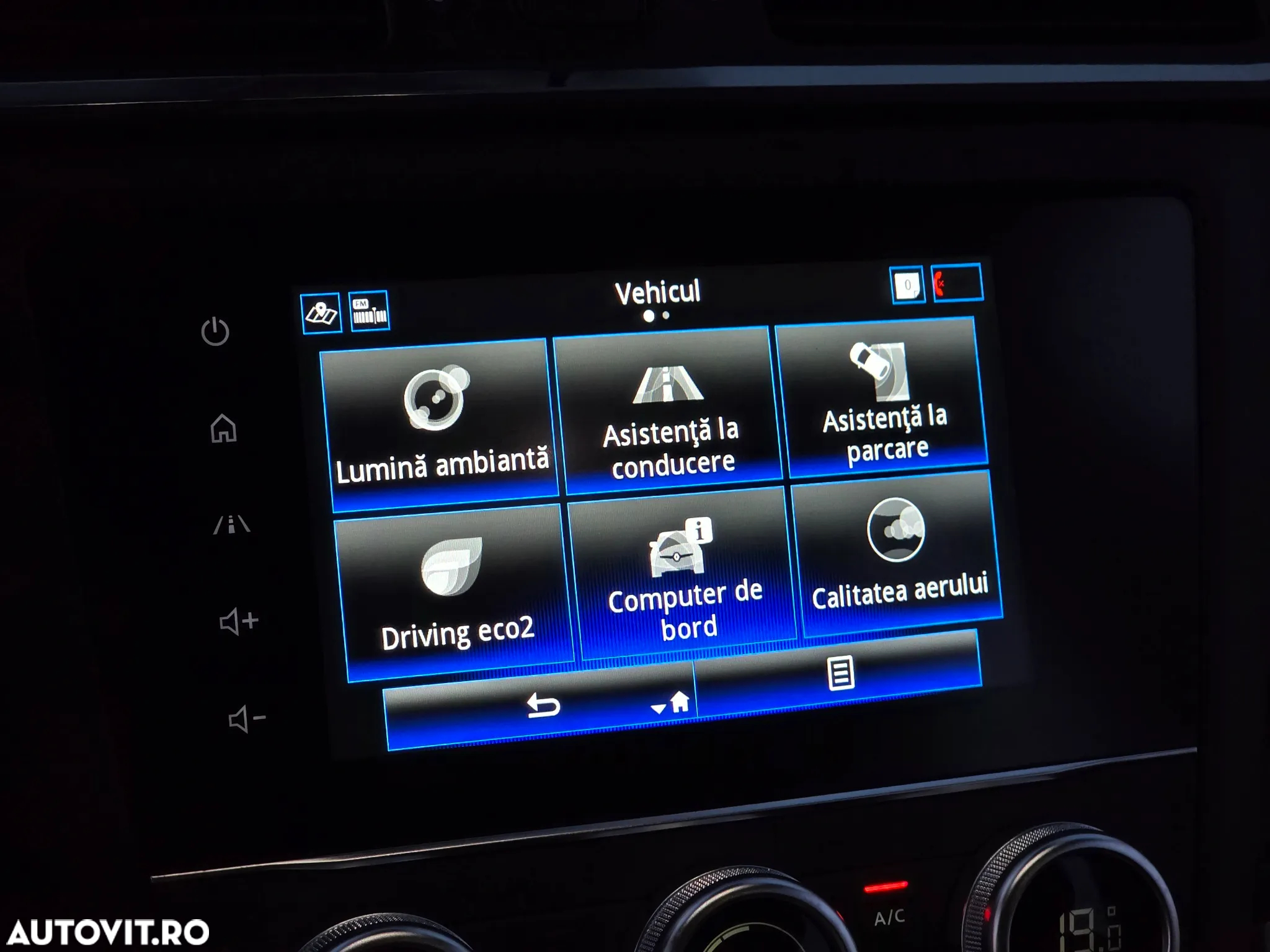 Renault Kadjar BLUE dCi 115 EDC INTENS - 33
