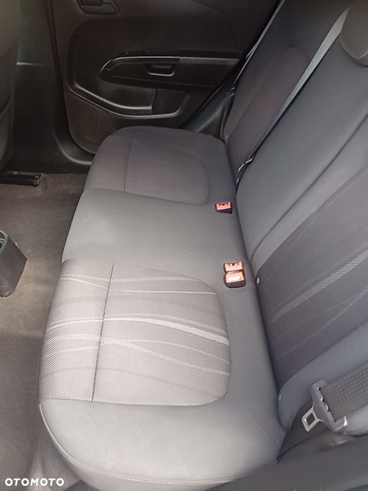 Chevrolet Aveo 1.4 LT - 5