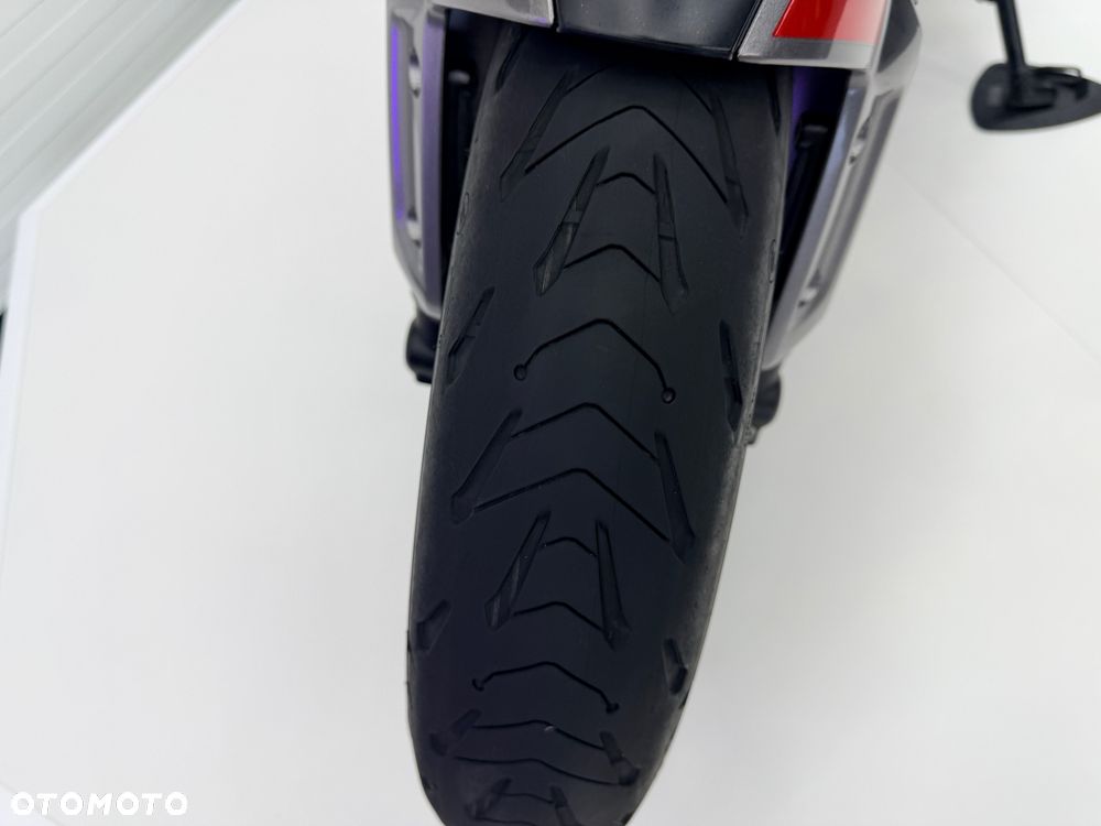 Triumph Trident - 18
