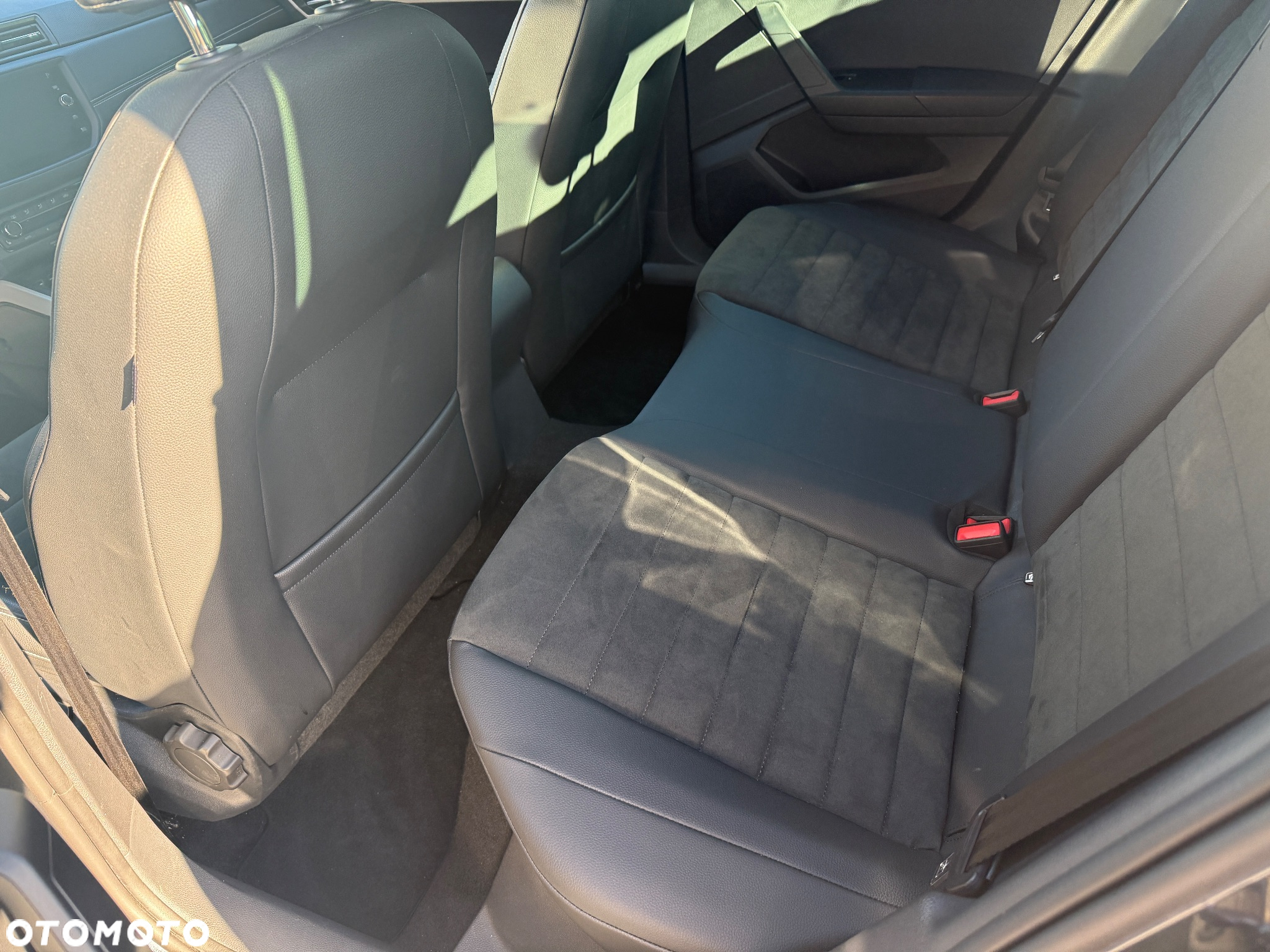 Seat Arona 1.0 Eco TSI DSG XCELLENCE - 8