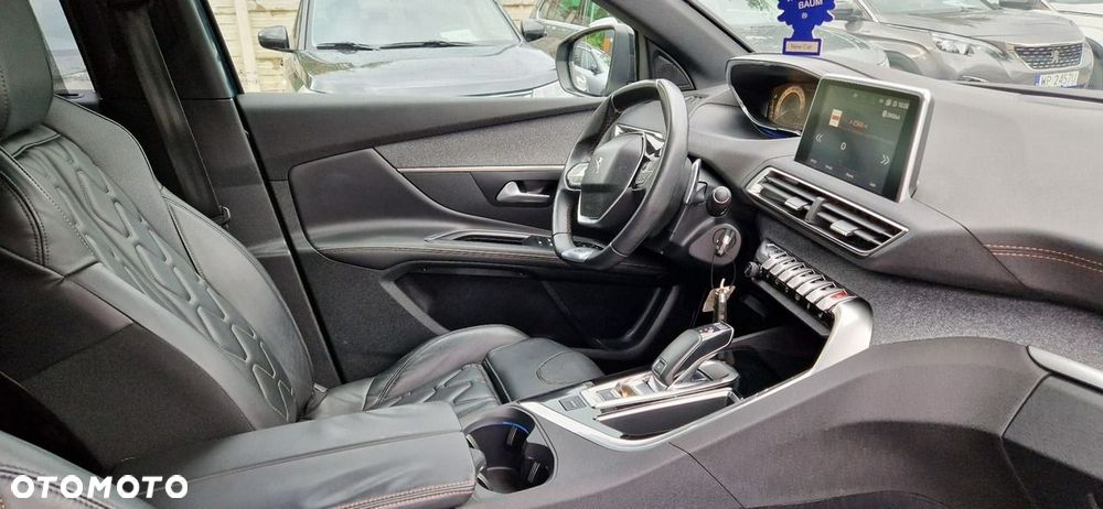 Peugeot 5008 - 30