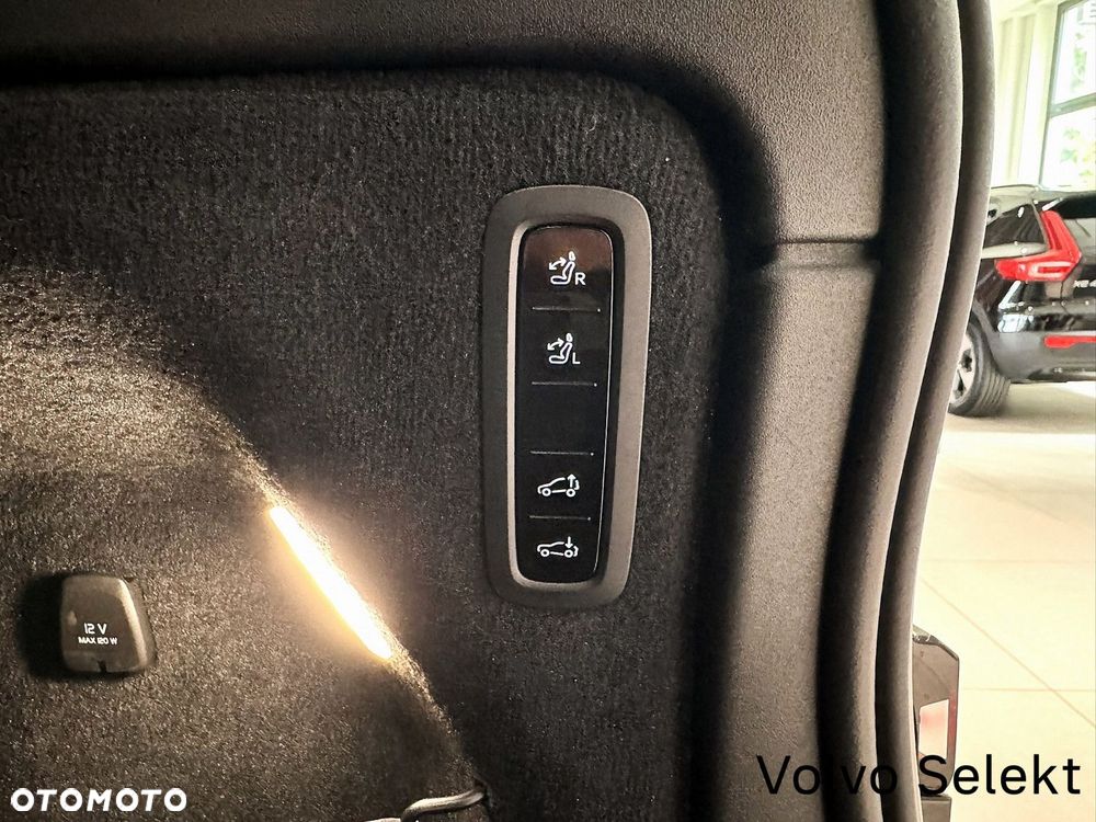 Volvo EX90 - 18