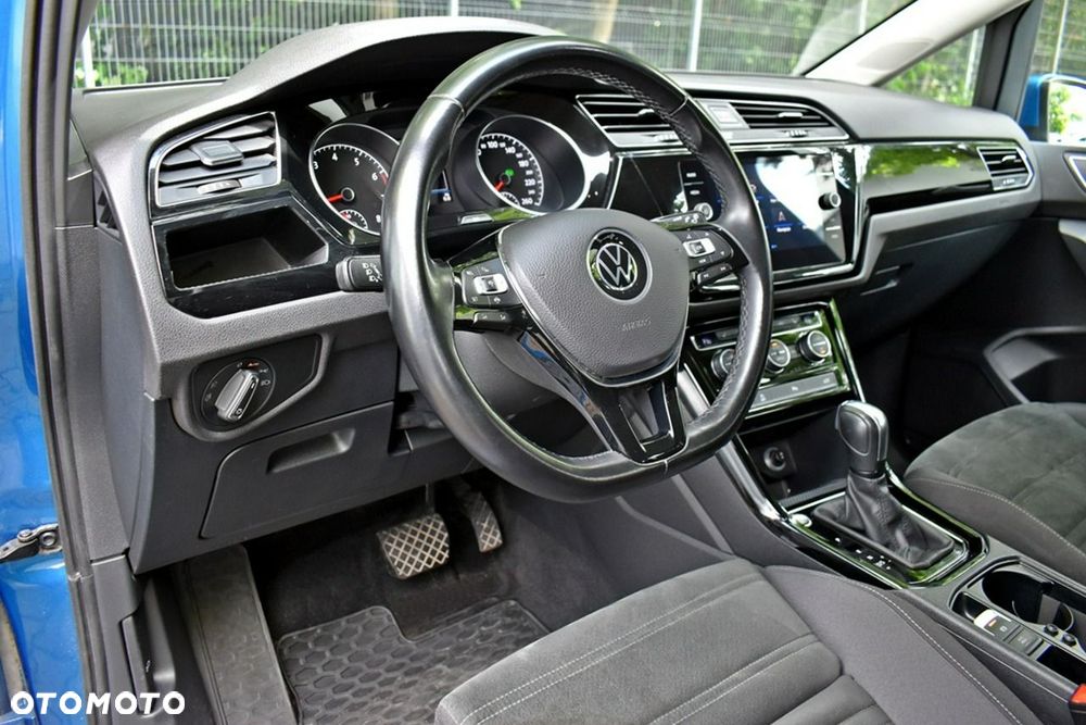 Volkswagen Touran 1.5 TSI EVO Highline DSG - 9