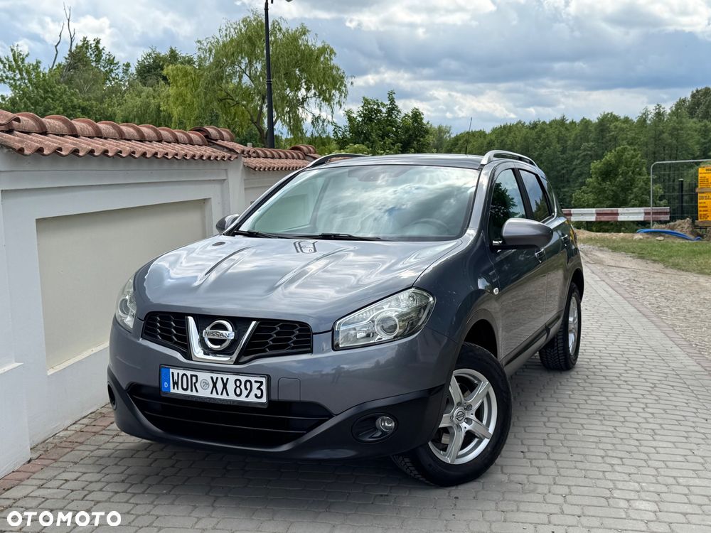 Nissan Qashqai - 1