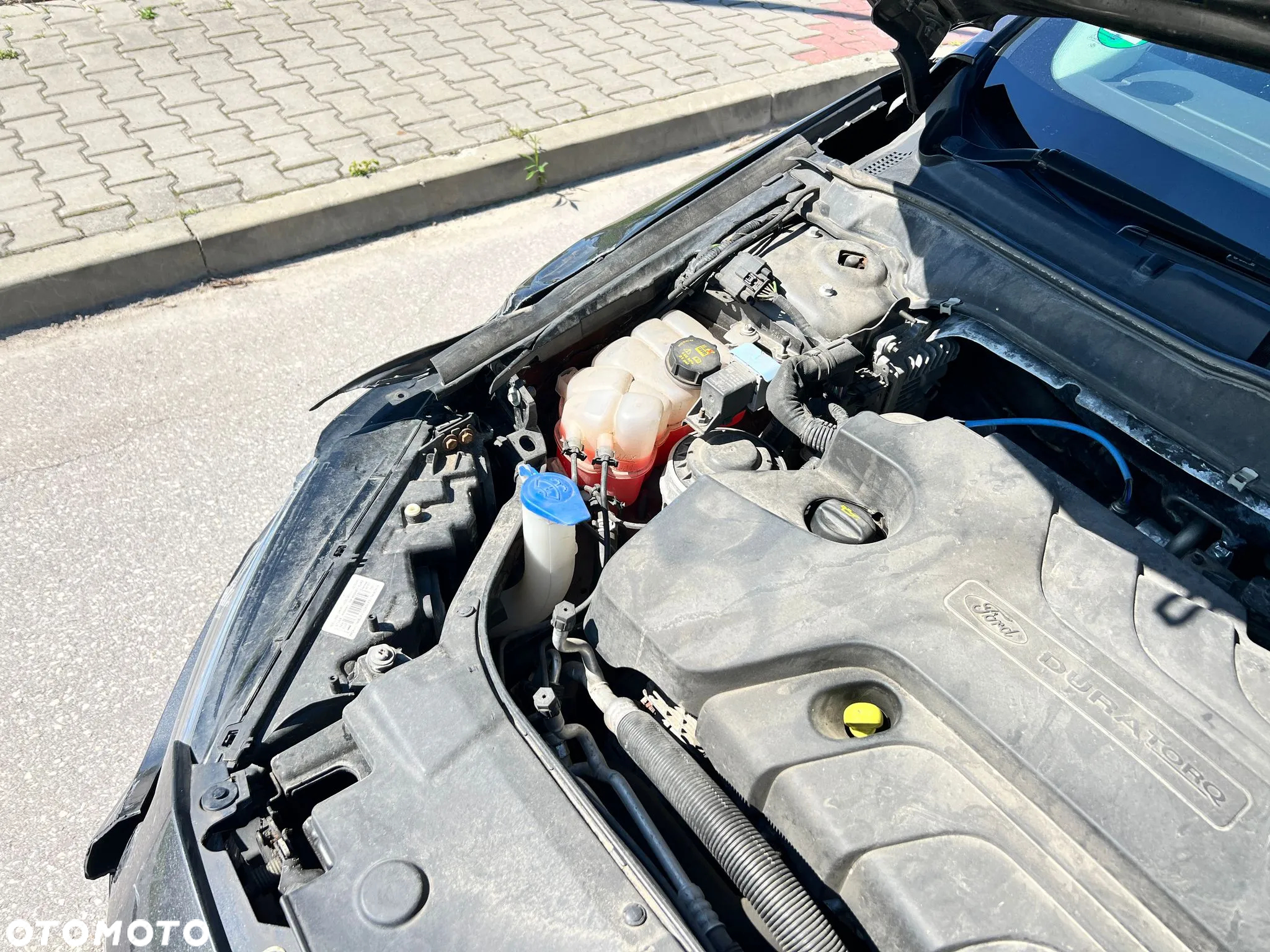 Ford Mondeo Turnier 2.0 TDCi Start-Stopp PowerShift-Aut Titanium - 32