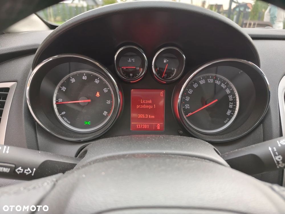 Opel Astra - 2