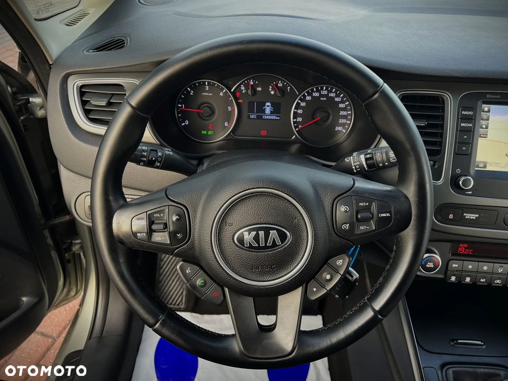 Kia Carens 1.7 CRDi S 7os - 32