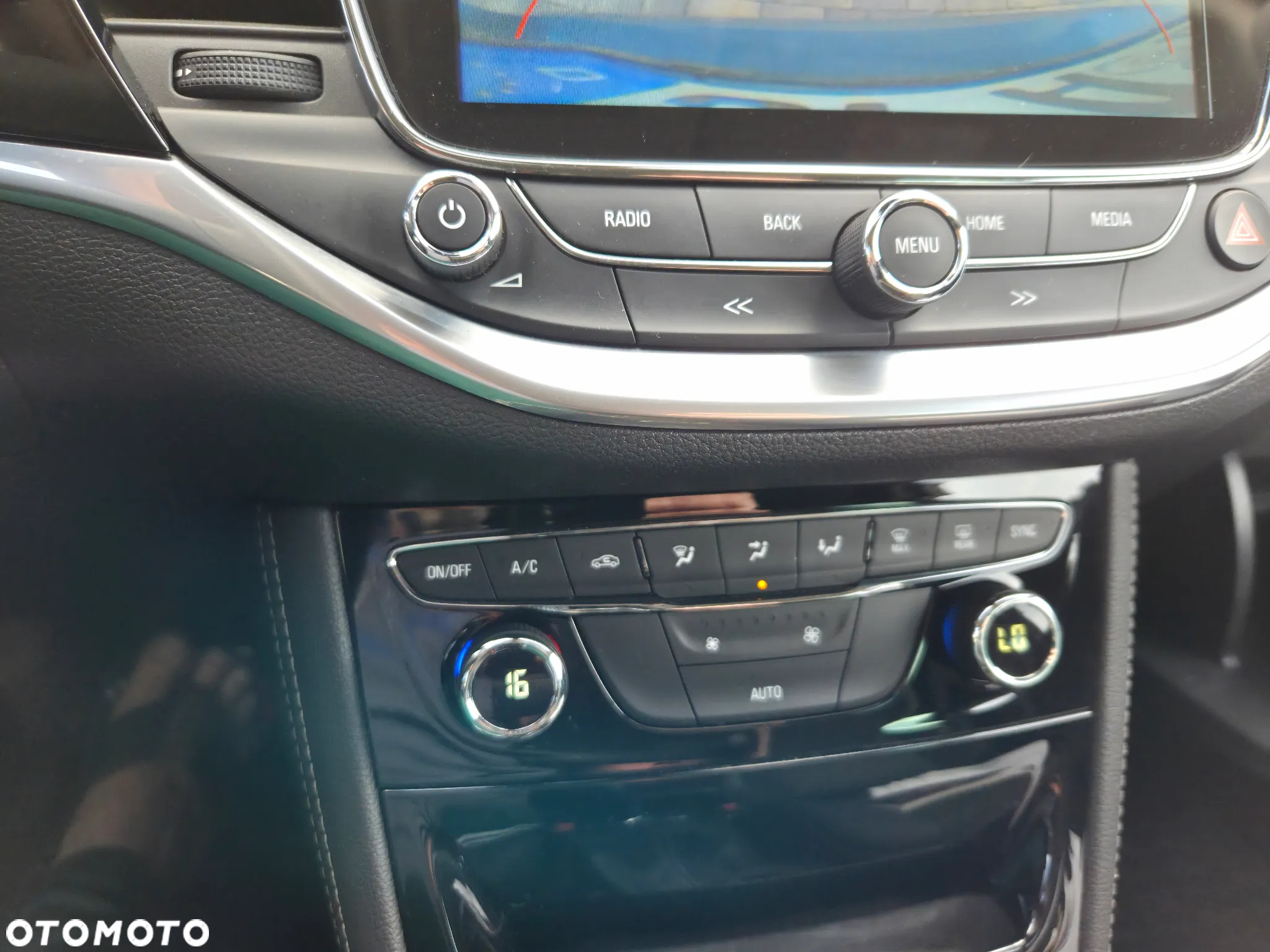 Opel Astra 1.4 Turbo Sports Tourer Innovation - 36
