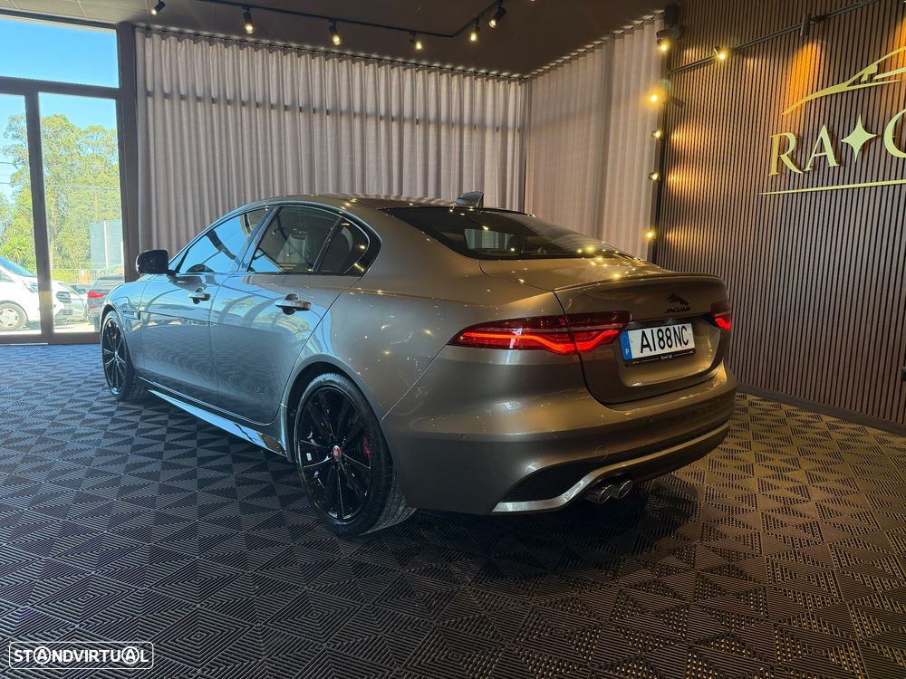 Jaguar XE 2.0 D200 R-Dynamic HSE - 5