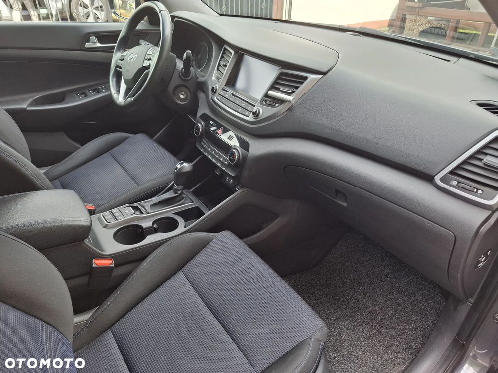 Hyundai Tucson 2.0 CRDI 4WD Automatik Style - 17