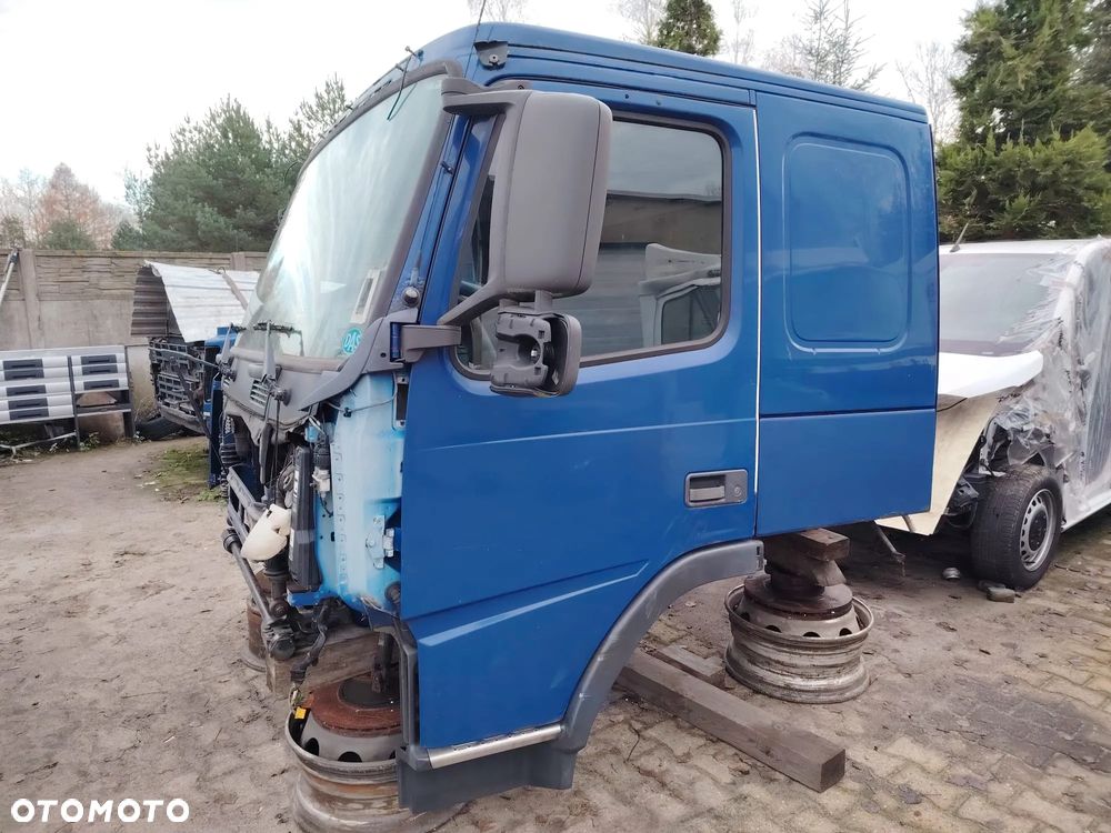 kabina volvo fm silnik skrzynia most 2007r części
