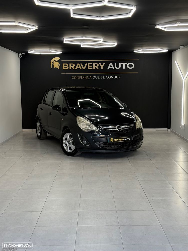 Opel Corsa 1.2 Cosmo - 2