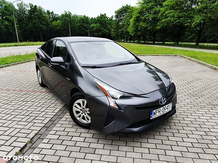 Toyota Prius - 18