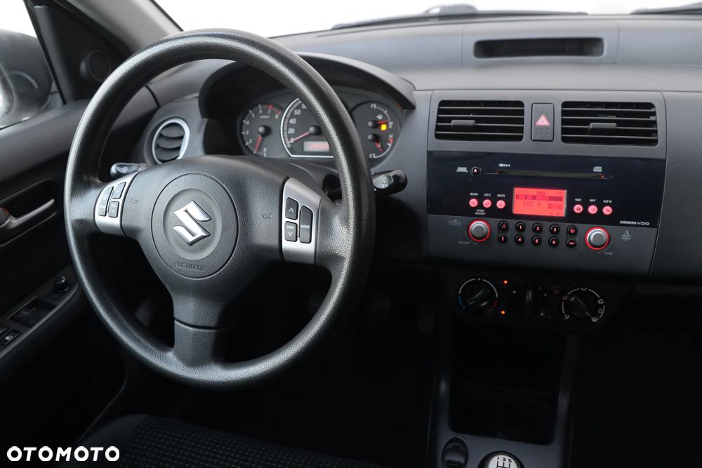 Suzuki Swift 1.3 Comfort+ - 7
