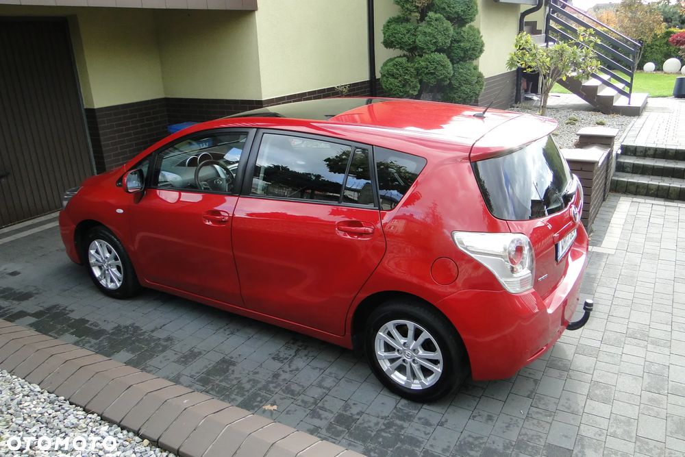 Toyota Verso 1.8 Premium 7os - 6