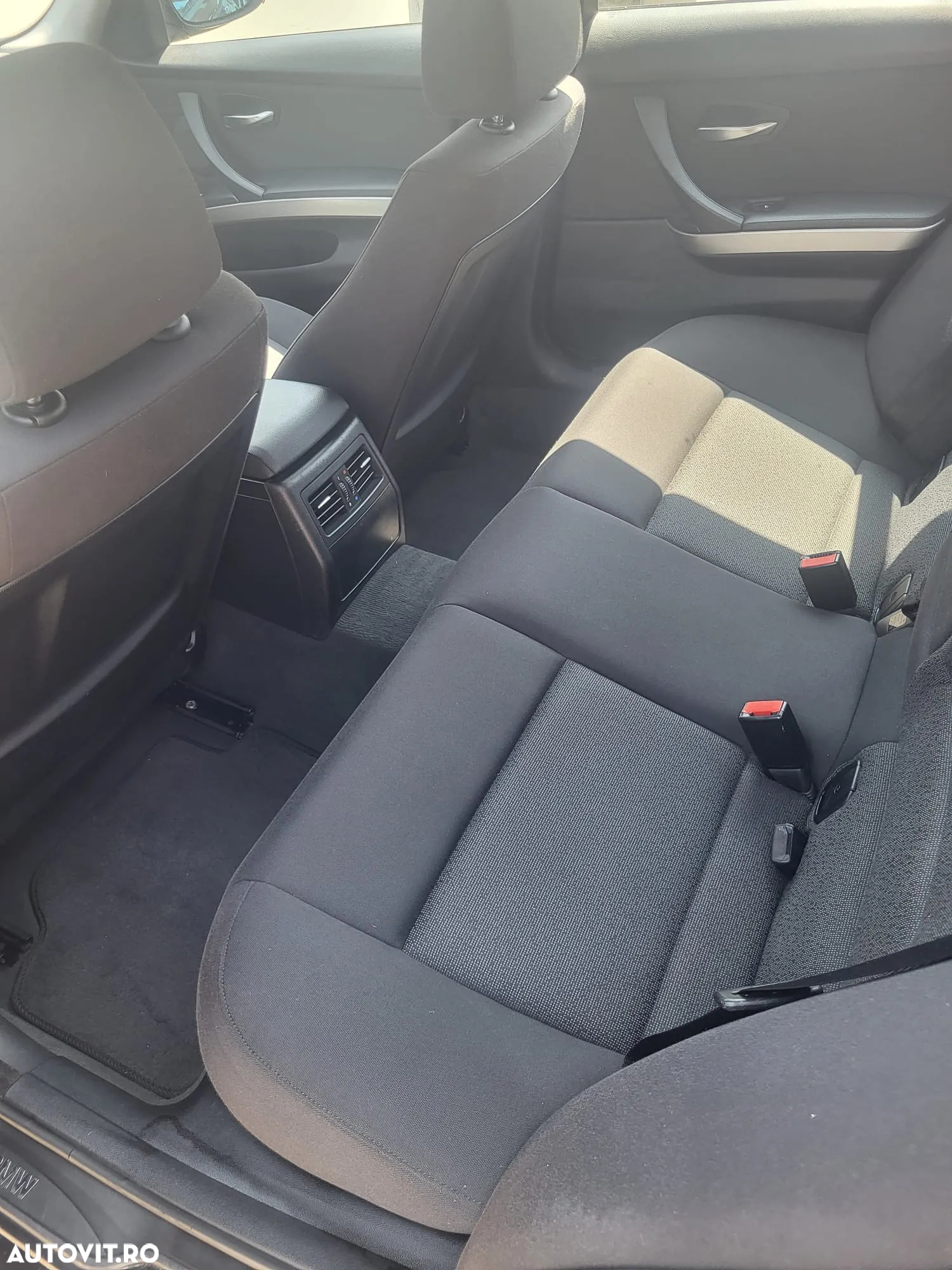 BMW Seria 3 320d Touring - 7