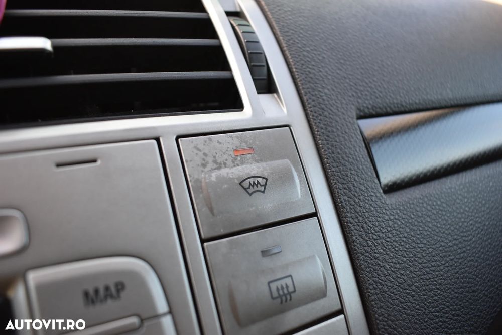 Ford Kuga 2.0 TDCi 4WD Powershift Trend - 16