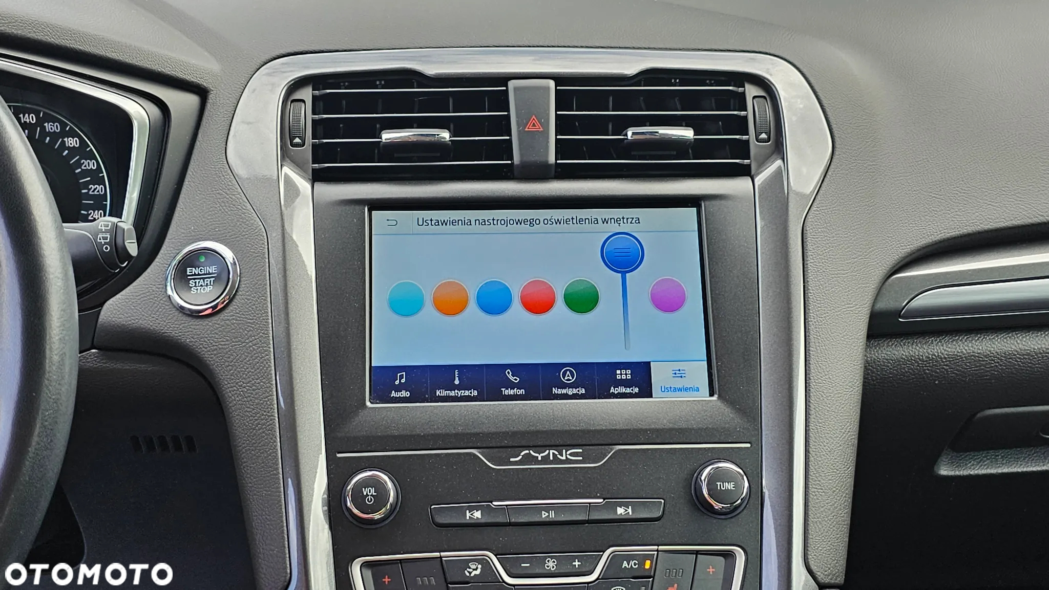 Ford Mondeo 2.0 EcoBlue Titanium - 28