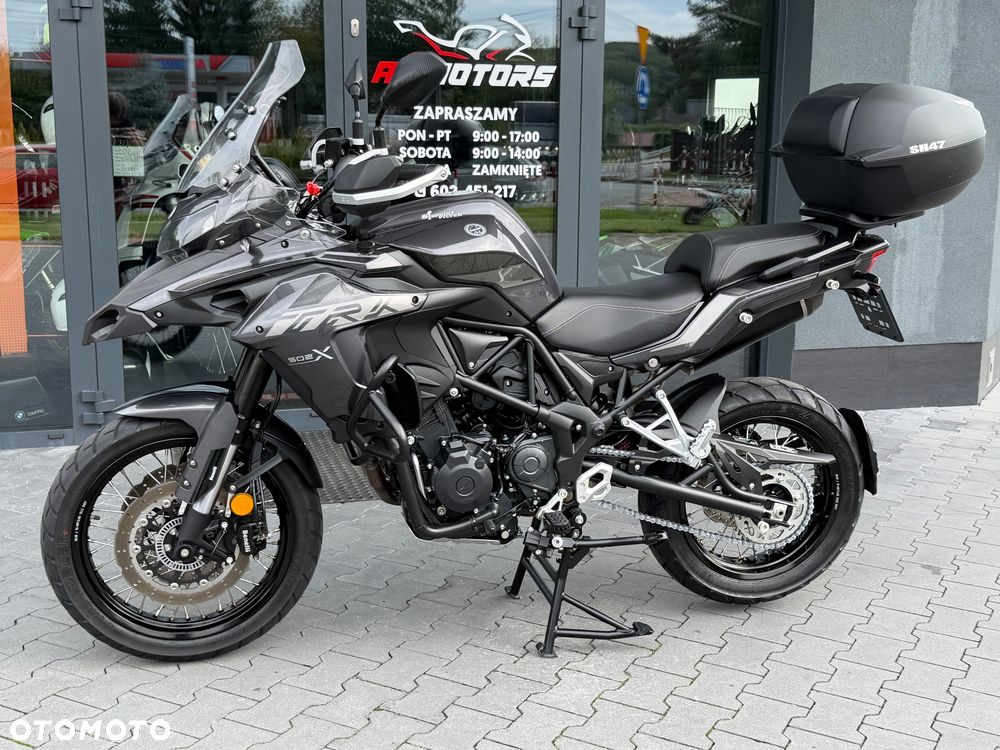Benelli TRK 502X - 25